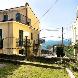 Apartments Tellaro Tellaro